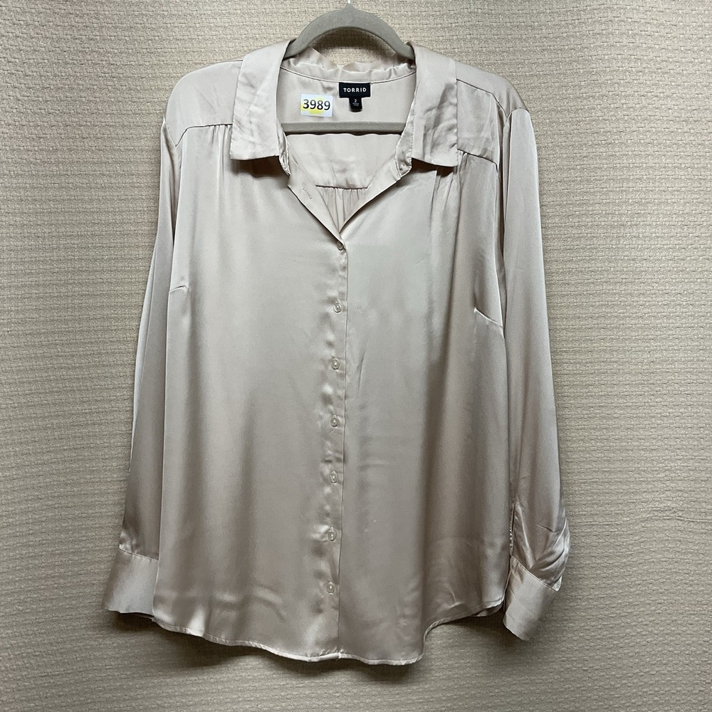 Torrid‎ Womens Madison Satin Blouse Top 2X Drapey Holiday Silky Champagne